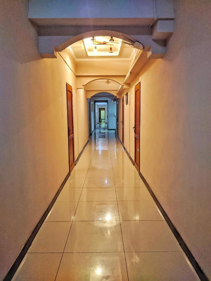 久世酒店 阿拉木图 外观 照片